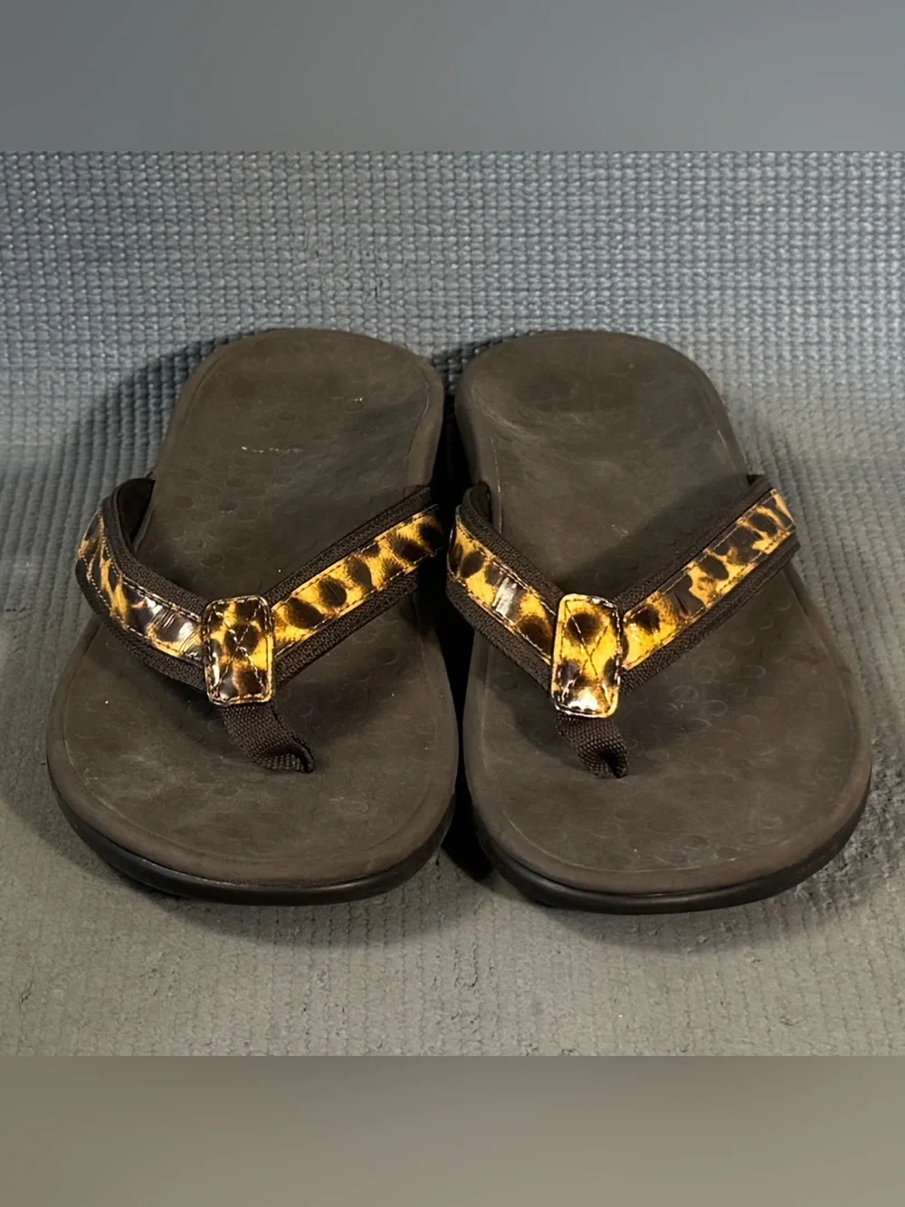 Vionic Women’s Tide II Leopard Print Flip Flop Sandals Size 9